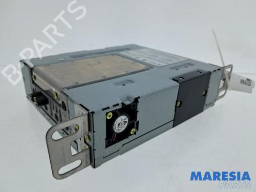Auto-radio Auto-radio RENAULT MEGANE IV Hatchback (B9A/M/N_) 1.6 TCe 205 (B9MV) (205 hp) 36420558 36420558