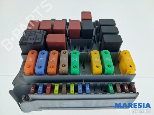 Fuse box FIAT 500 C (312_) 1.2 (312CXA1A, 312AXA1A) | BP32281164E1