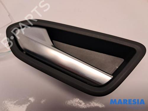 rear-left-exterior-door-handle-renault-arkana-i-lcm_-ldn_-2019-31444129 main image