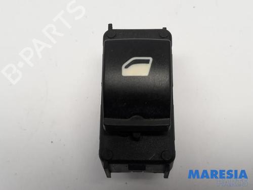 Used Right front window switch CITROËN DS3 (SA_) 1.6 THP 155 (156 hp) 31442871