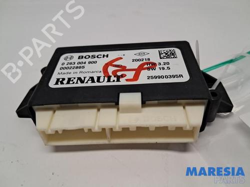 Used Electronic module RENAULT MEGANE IV Grandtour (K9A/M/N_) 1.3 TCe 115 (K9N9) (116 hp) 31527208