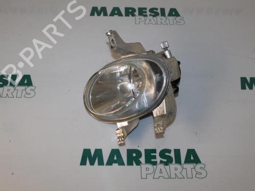 Mistlamp rechts PEUGEOT 206 Hatchback (2A/C) 1.4 i (75 hp) 31388453