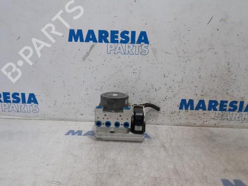 Used ABS pump CITROËN DS3 (SA_) 1.4 HDi 70 (SA8HP4) (68 hp) 31498559