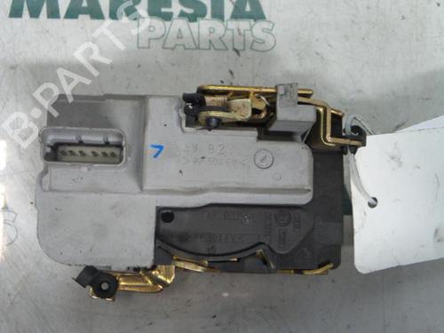 electronic-module-peugeot-206-hatchback-2ac-1998-1999-2000-2001-2002-2003-2004-2005-2006-2007-2008-2009-2010-2011-2012-31426598 main image