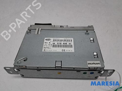 Used Radio PEUGEOT 208 I (CA_, CC_) 1.2 VTI 82 (82 hp) 31514952