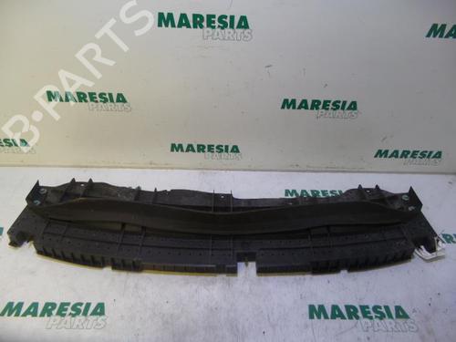 Used Front bumper reinforcement CITROËN C1 (PM_, PN_) 1.0 (68 hp) 31467412