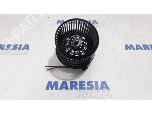 Used Heater blower motor PEUGEOT 207 (WA_, WC_) 1.6 HDi (109 hp) 31486655