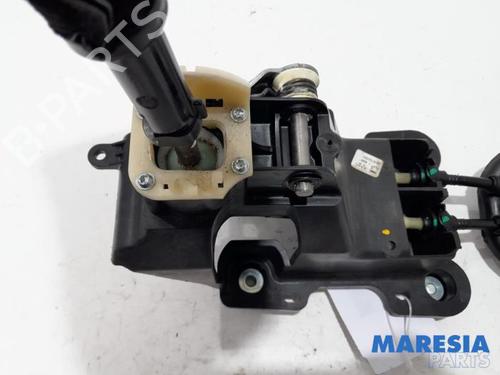 Gear lever PEUGEOT 2008 I (CU_) 1.6 HDi | BP31428074M90 