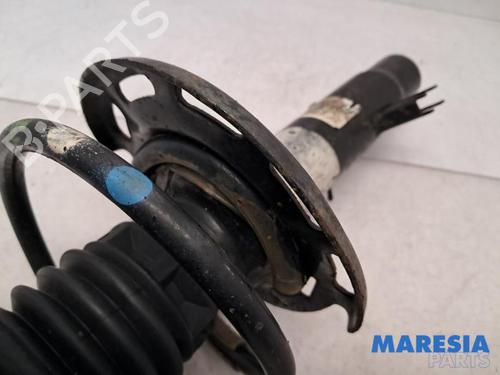 Right front shock absorber CITROËN C3 III (SX) 1.2 PureTech 82 | BP31410090M17