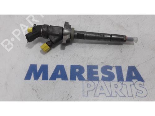 Used Injector PEUGEOT PARTNER Tepee 1.6 HDi 75 (16V) (75 hp) 31472311