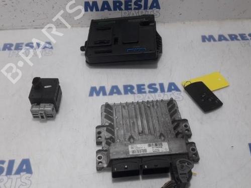 Used Engine control unit (ECU) RENAULT SCÉNIC III (JZ0/1_) 1.5 dCi (106 hp) 31493723