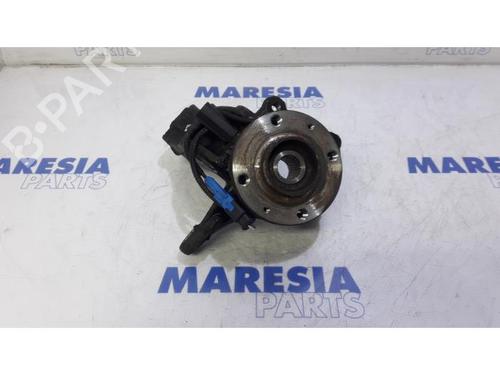 Used Right front steering knuckle CITROËN C3 Picasso (SH_) 1.2 THP 110 (SHHNZ6) (110 hp) 31460634