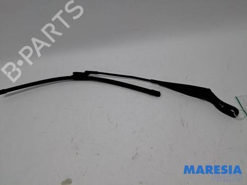 Used Left front shock absorber PEUGEOT 208 I (CA_, CC_) 1.4 VTi (95 hp) 31533945