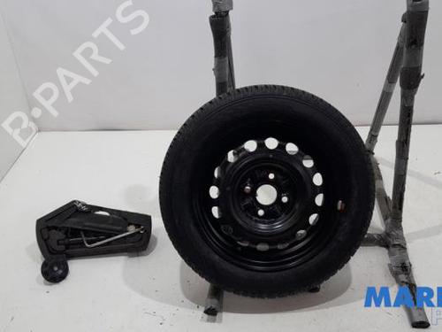 Used Jack Kit PEUGEOT 107 (PM_, PN_) 1.0 (68 hp) 31531399