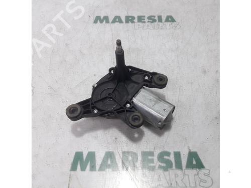Used Rear wiper motor LANCIA DELTA III (844_) 1.6 D Multijet (844.AXC11, 844.AXC1A) (120 hp) 31526732