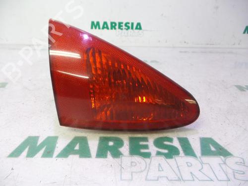 Used Left taillight ALFA ROMEO 147 (937_) 1.9 JTD 16V (937.AXG1B, 937.BXG1B) (140 hp) 31429604