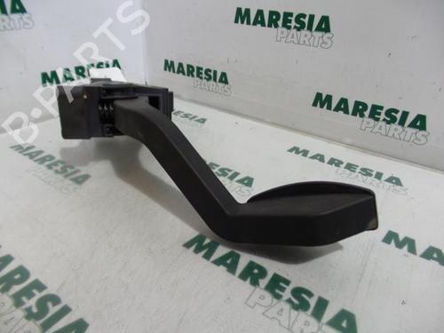 Used Electronic module FIAT PUNTO (188_) 1.2 16V 80 (188.233, .235, .253, .255, .333, .353, .639,... (80 hp) 31413653