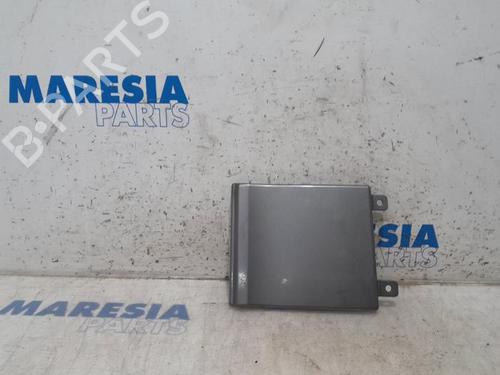 Andre VAUXHALL VIVARO B Bus (X82) 1.6 CDTi (125 hp) 31439762