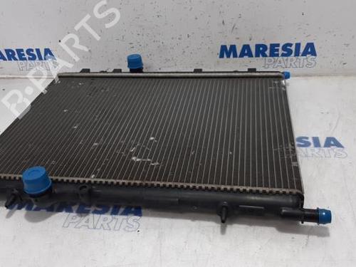 Used Water radiator PEUGEOT 307 CC (3B) 2.0 16V (136 hp) 31417386