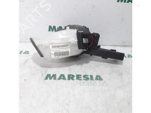 Used Heater blower motor CITROËN C4 Grand Picasso I (UA_) 2.0 HDi 138 (136 hp) 31401571