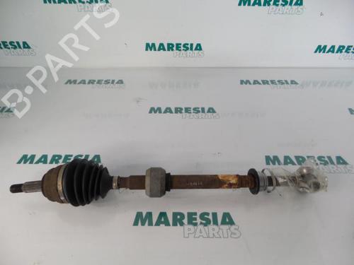 Used Left front driveshaft RENAULT LAGUNA I Grandtour (K56_) 2.0 (114 hp) 31523411