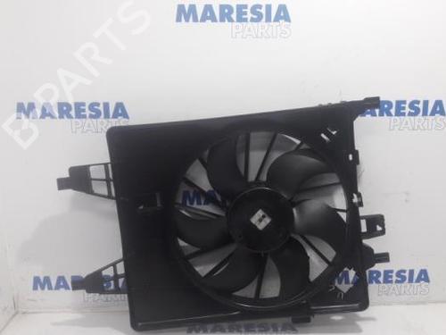 rr-renault-kangoo-express-fw01_-2008-31528325 main image