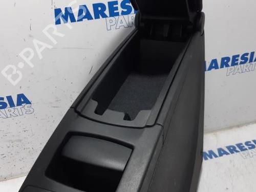 Armrest / Center console RENAULT SCÉNIC III (JZ0/1_) 1.6 16V (JZ0U, JZ1B) | BP31508641I20