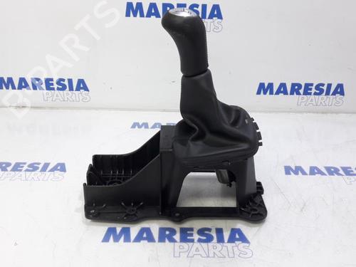Gear lever RENAULT MEGANE III Grandtour (KZ0/1) 1.5 dCi (KZ0C, KZ1A) | BP31403849M90