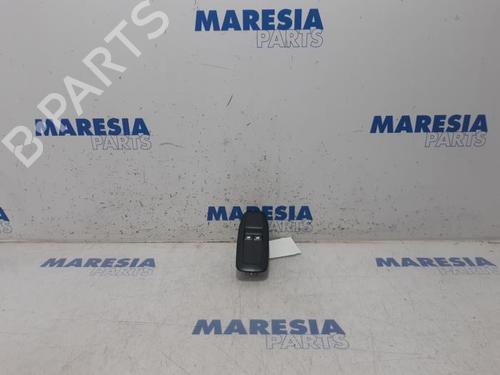 Used Switch PEUGEOT 208 I (CA_, CC_) 1.0 VTi (68 hp) 31389488