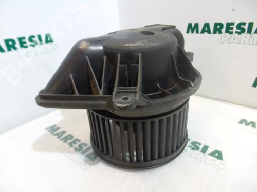 Used Heater blower motor RENAULT MEGANE I Grandtour (KA0/1_) 1.4 16V (KA0D, KA1H, KA0W, KA10) (95 hp) 31456554