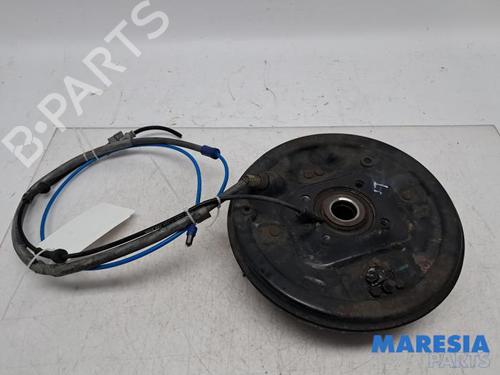 Used Right rear steering knuckle Right rear steering knuckle RENAULT TWINGO III (BCM_, BCA_) 1.0 SCe 70 (71 hp) 36280579 36280579