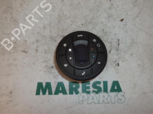 Used Climate control RENAULT ESPACE IV (JK0/1_) 2.2 dCi (JK0H) (150 hp) 31461478