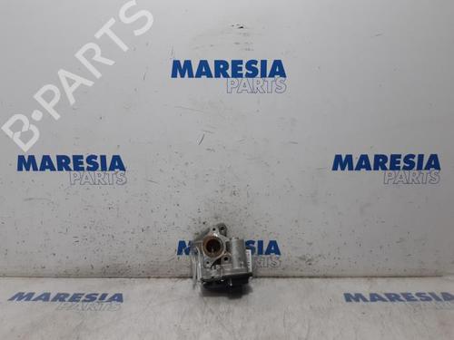 Used Throttle body RENAULT MEGANE IV Grandtour (K9A/M/N_) 1.5 dCi 110 (110 hp) 31458746