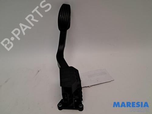 Used Pedal FIAT 500 (312_) 1.2 (312AXA1A) (69 hp) 31505557