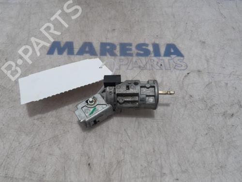 Ratlås/Tændingslås PEUGEOT PARTNER Box Body/MPV 1.6 HDi (75 hp) 31518627