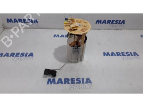 Used Fuel pump Fuel pump RENAULT ESPACE V (JR_) 1.6 dCi 160 (160 hp) 31467020 31467020