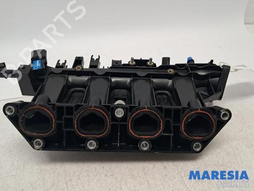 Used Injection rail Injection rail ALFA ROMEO GIULIETTA (940_) 1.4 TB (940FXB1A, 940FXB11) (170 hp) 31503876 31503876