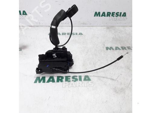 electronic-module-renault-scenic-iii-jz01_-2008-2009-2010-2011-2012-2013-2014-2015-2016-31490547 main image