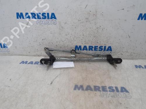 Used Front wipers mechanism FIAT 500 (312_) 0.9 (312AXG1A, 312.AXG11) (86 hp) 31486265