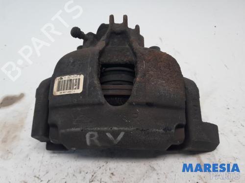 Used Right front brake caliper PEUGEOT 307 CC (3B) 2.0 16V (177 hp) 31389799
