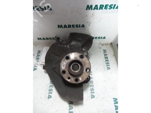 Used Right front steering knuckle PEUGEOT 807 (EB_) 2.0 HDi (107 hp) 31413045