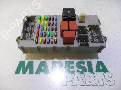 Used Fuse box ALFA ROMEO 159 (939_) 1.8 TBi (939.AXN1B) (200 hp) 31530041