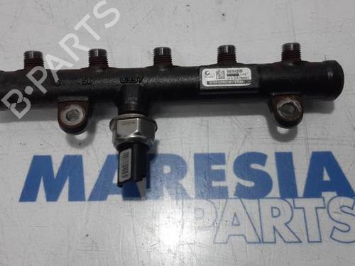 Used Injection rail PEUGEOT EXPERT Van (VF3A_, VF3U_, VF3X_) 2.0 HDi 120 (120 hp) 31494933