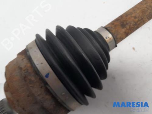 Left front driveshaft PEUGEOT 308 CC (4B_) 2.0 HDi (4BRHRH, 4BRHRJ) | BP31527979M38 - Image 3
