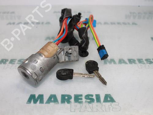 ignition-barrel-citroen-c5-i-break-de_-2001-2002-2003-2004-31437484 main image