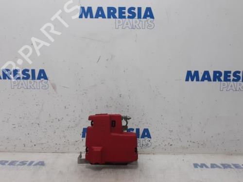 Used Fuse box RENAULT KANGOO Express (FW0/1_) 1.5 dCi 75 (FW07, FW10, FW04) (75 hp) 31397233