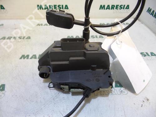 electronic-module-renault-scenic-ii-jm01_-2003-2004-2005-2006-2007-2008-2009-2010-31480530 main image