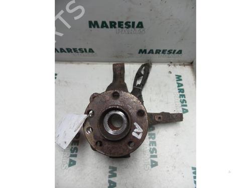 Used Left front steering knuckle PEUGEOT 807 (EB_) 2.2 HDi (128 hp) 31497604
