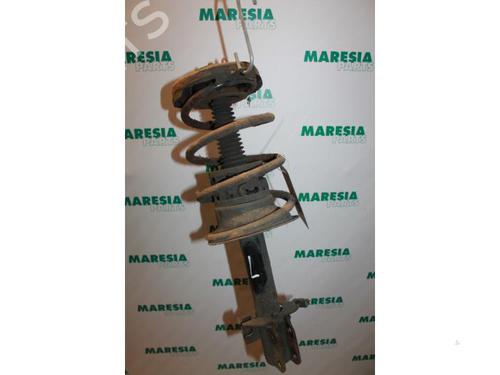 Used Left front shock absorber RENAULT SCÉNIC I MPV (JA0/1_, FA0_) 1.6 BiFuel (JA04) (107 hp) 31523808