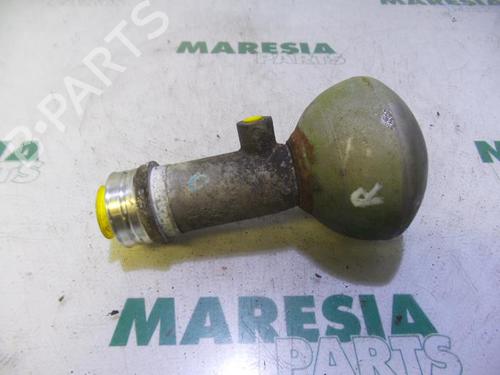 Andre CITROËN C5 I Break (DE_) 2.0 HDi (DERHZB, DERHZE) (109 hp) 31477817